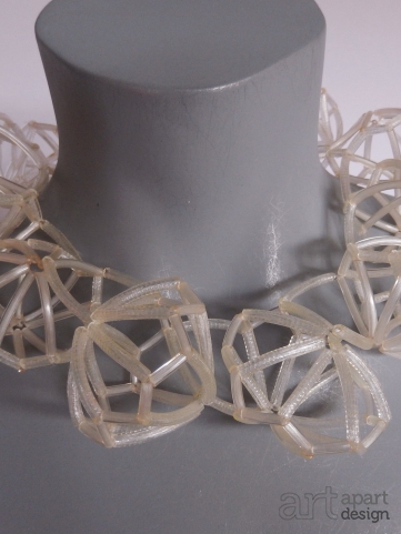 145 necklace short transparant bulb shapes