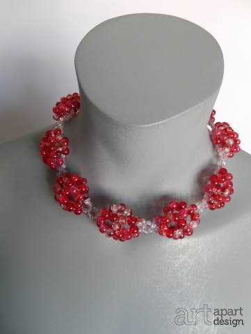 025 choker necklace pink-red bulb shapes