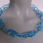 156 halssieraad kort blauw met groen